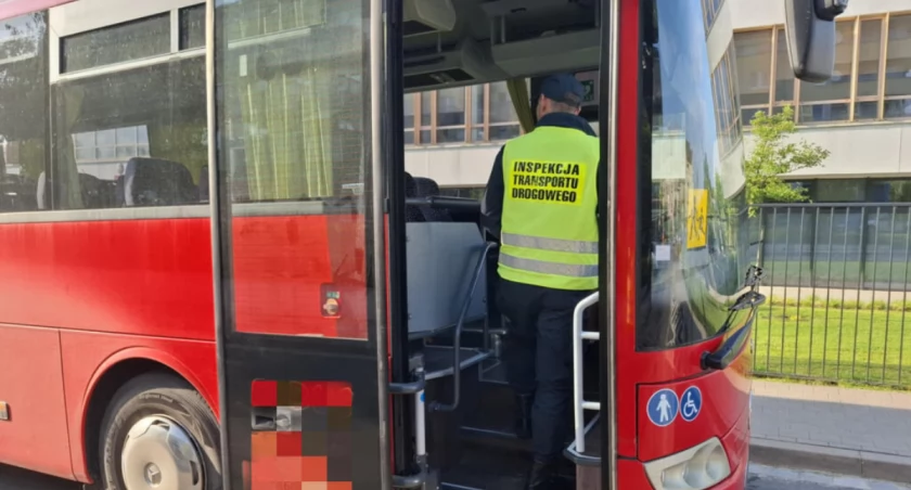 Wrocław: Dzieci miały jechać na wycieczkę, ale pojawili się kontrolerzy ITD