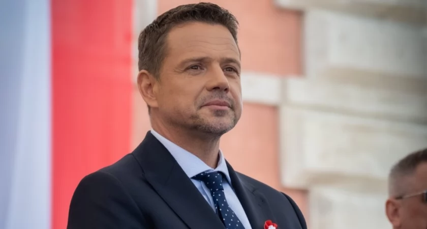 Rafał Trzaskowski przeprosił wyborców i pogratulował zwycięzcy