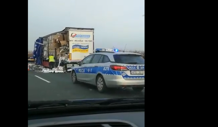 Wypadek na drodze ekspresowej S8 do Wrocławia. Utrudnienia w ruchu