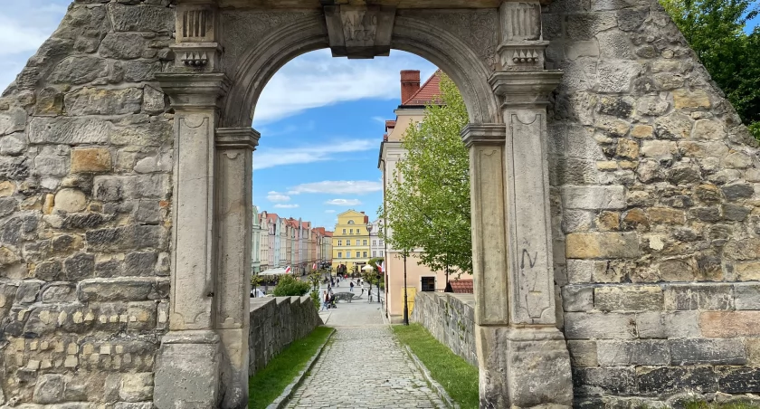 To dolnośląskie miasto jest znane na całym świecie. Turyści kojarzą je głównie z ceramiką