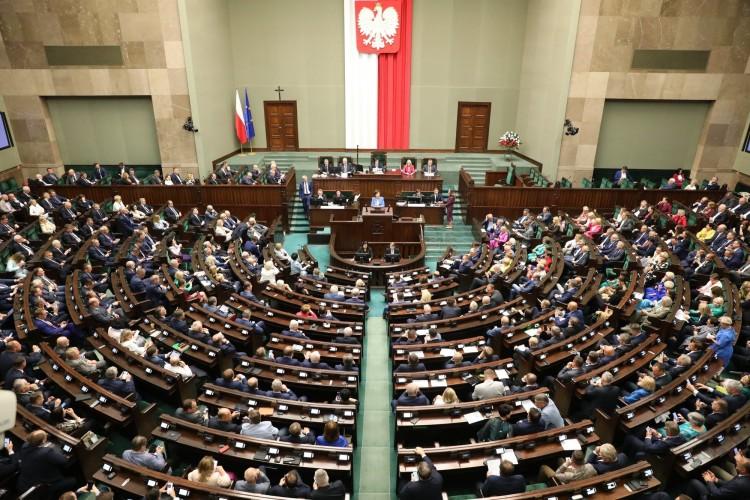 Ależ to są lenie! Który z wrocławskich posłów faktycznie pracuje?