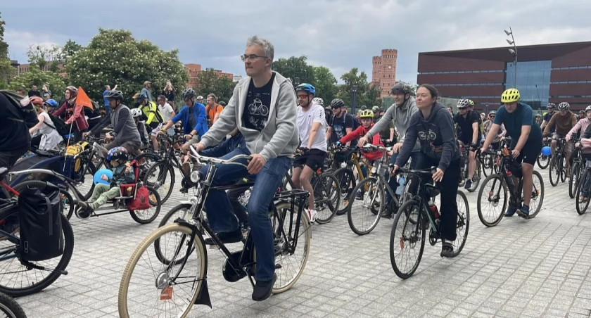 Wrocławskie Święto Rowerzysty. Tłum cyklistów opanował miasto 
