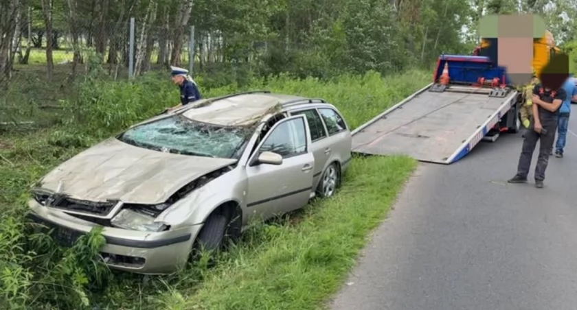 Skoda dachowała pod Wrocławiem. Pijana 29-latka tłumaczyła, że to przez… zmywacz do paznokci