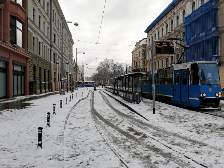 Wrocław: Idzie zima. Śnieg będzie padał przez tydzień [PROGNOZA POGODY]