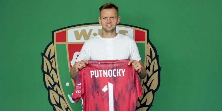 Śląsk Wrocław przedłużył umowę z bardzo ważnym zawodnikiem