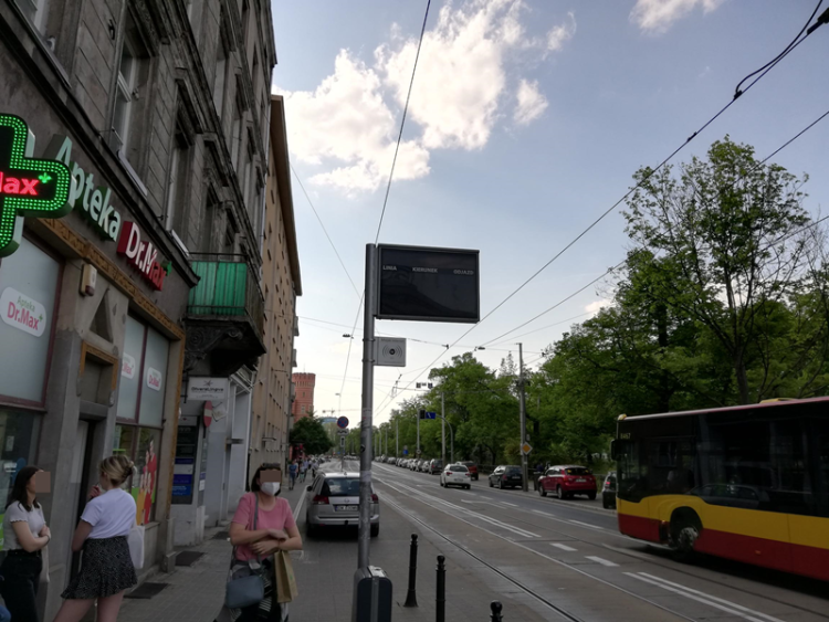 Wielka awaria sygnalizacji świetlnej i ITS. Wyłączone tablice na przystankach i zdezorientowani pasażerowie
