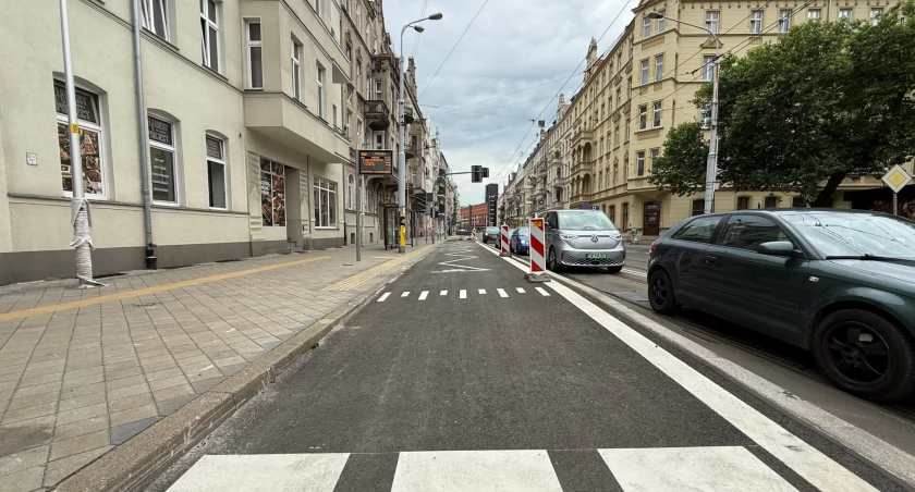 Nowe przystanki wiedeńskiej na ruchliwej ulicy