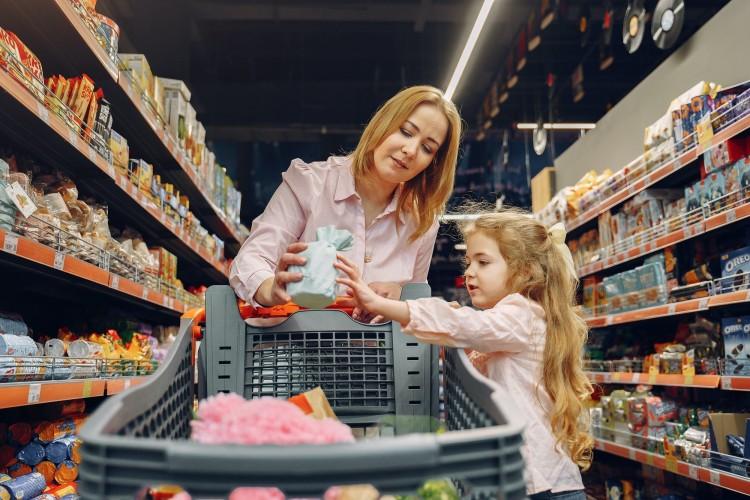 Do której czynne są sklepy w Wielką Sobotę? Godziny otwarcia [LIDL, BIEDRONKA, ŻABKA i inne]