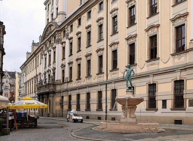 Pracownicy Uniwersytetu Wrocławskiego o studentach: Lenie