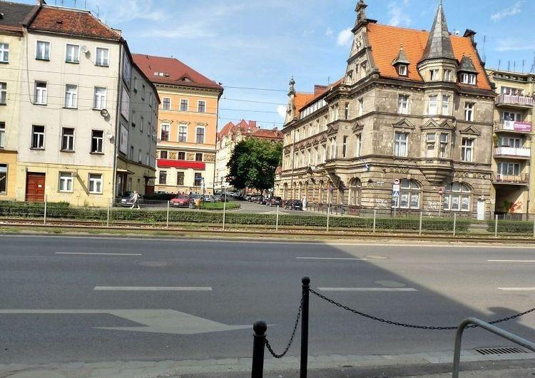 Aktywiści chcą więcej zieleni na Kazimierza Wielkiego