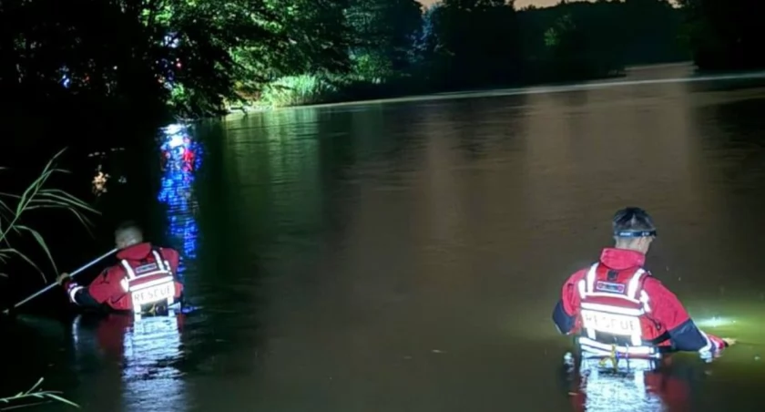 Ratownicy szukali zaginionego przy stawie na wrocławskich Maślicach