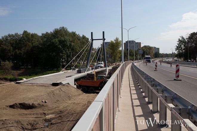 Będą dwie dodatkowe linie, żeby dowieźć w niedzielę kibiców na nowy stadion