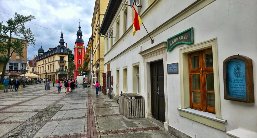 Holywoodzka produkcja na ulicach Dolnego Śląska. Te miejsca stały się planem filmowym dla 