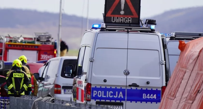 Wypadek dwóch tirów na autostradzie A4. Droga w kierunku Wrocławia zablokowana 