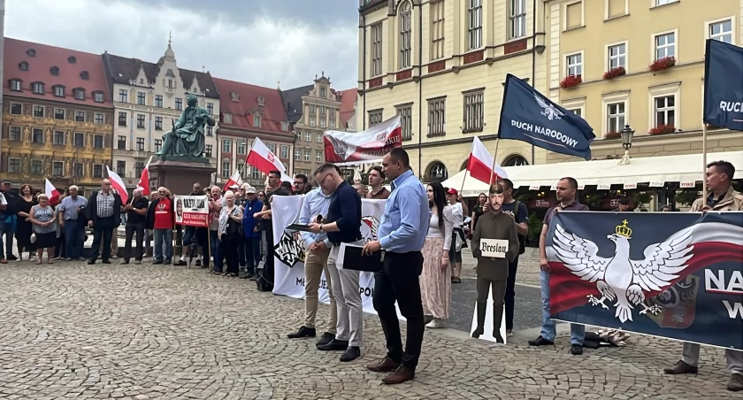 Protest przeciwko 