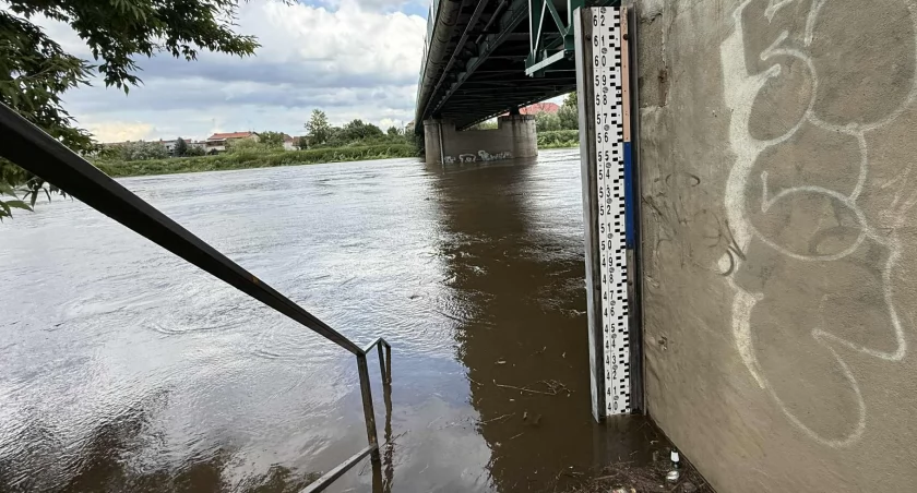 Fala kulminacyjna na Odrze minęła Oławę. 