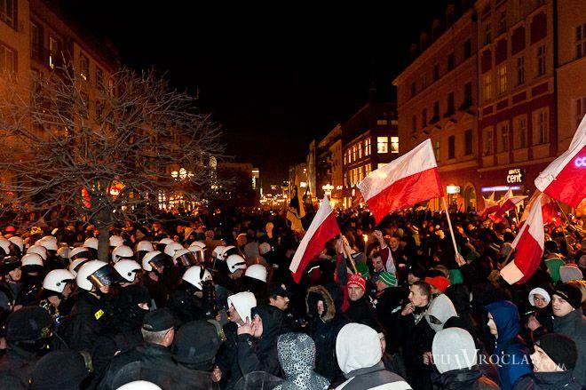 Partia Razem będzie manifestować w Rynku przeciwko nienawiści. Pegida swoją pikietę odwołała