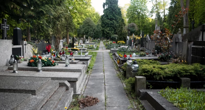 Zmarli we Wrocławiu - pogrzeby zaplanowane na 4.08.2025 – nekrologi