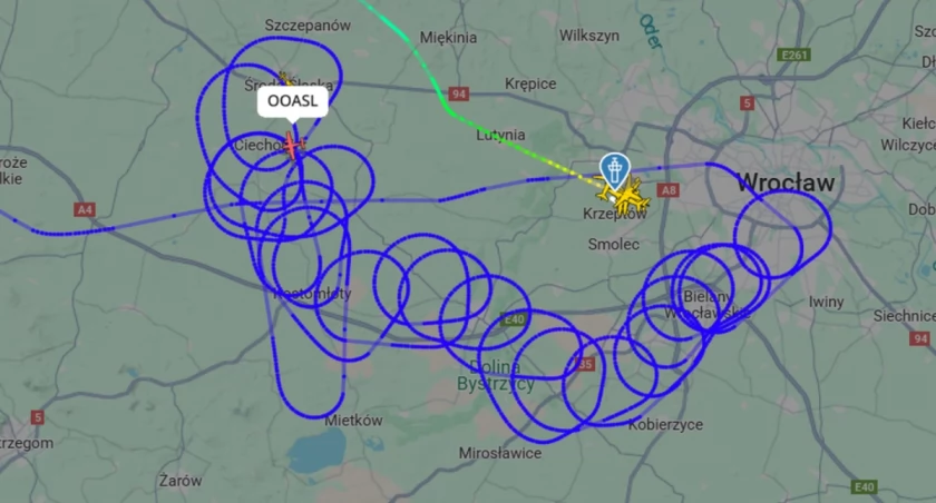 Belgijski samolot krąży nad okolicami Wrocławia. Ma specjalną misję
