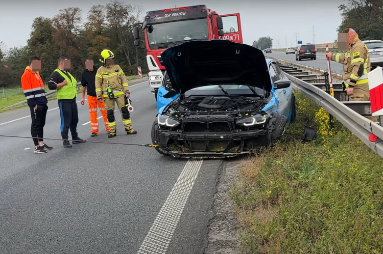 Znany youtuber i zawodnik Fame MMA miał wypadek pod Wrocławiem. Luksusowe BMW skasowane