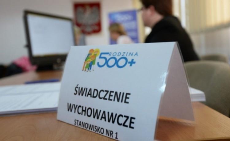 Mija ważny termin w wypłatach 500 plus. Kto się spóźni, straci pieniądze