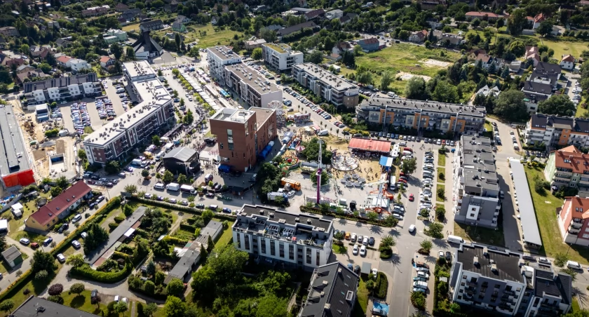 Te dwa miasteczka przeżywają prawdziwe oblężenie. Wrocław daleko w tyle