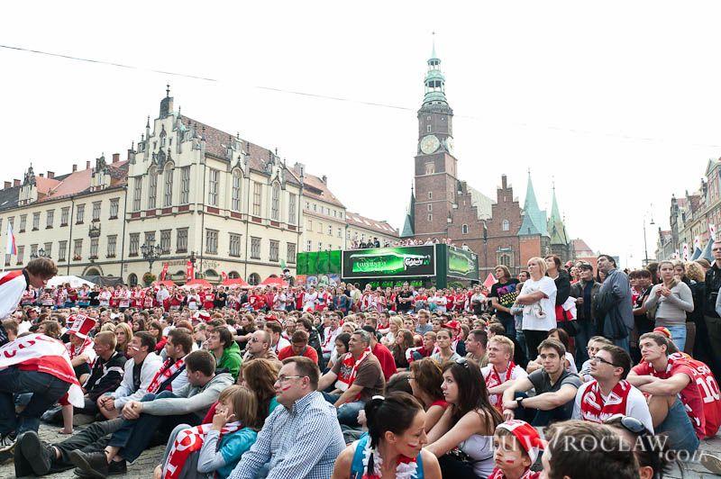 Poszerzony fanzone, dodatkowe telebimy – miasto szykuje się na najazd kibiców