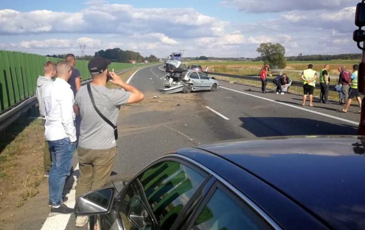 Wypadek na S8 pod Wrocławiem [ZDJĘCIA]