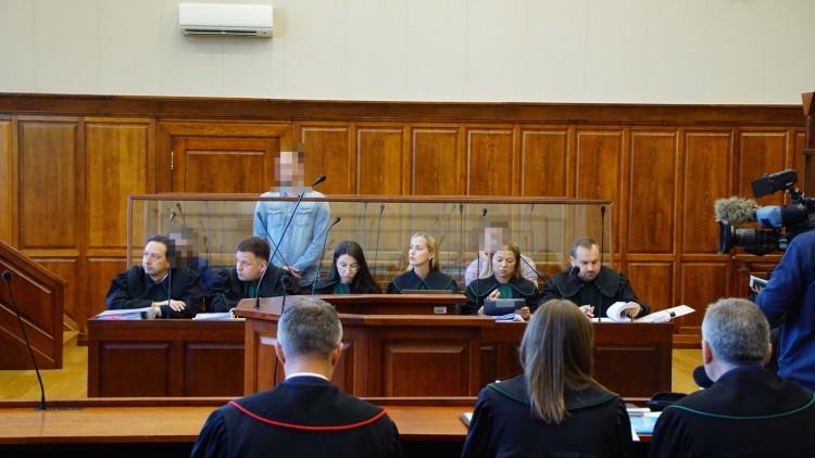 Wrocław: Policjanci na ławie oskarżonych. Chodzi o śmierć Ukraińca w izbie wytrzeźwień