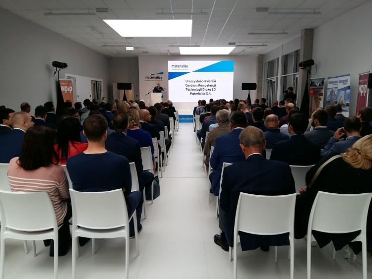 Lider branży druku 3D otworzył pod Wrocławiem fabrykę. Szuka pracowników [ZDJĘCIA]