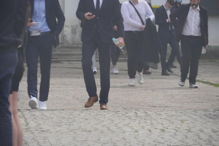 Ruszyły egzaminy maturalne. Na pierwszy ogień idzie język polski