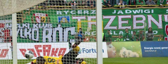 Trwa zwycięski marsz Śląska Wrocław. W Białymstoku pokonał Jagiellonię 2:0