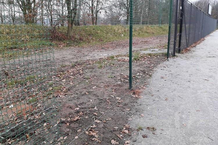 Nowe boisko baseballowe jest regularnie niszczone. Czy dotrwa do wiosny? [ZDJĘCIA]