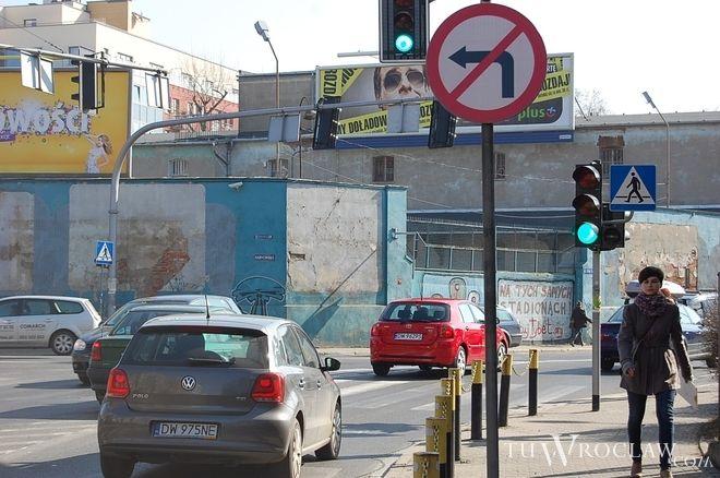 Kierowcy wściekli. Utrudnienia na ważnej ulicy dojazdowej do ścisłego centrum aż do soboty