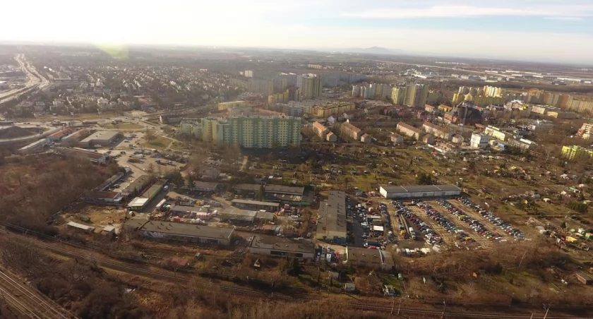 Gigantyczna transakcja na rynku nieruchomości we Wrocławiu. Co powstanie na Nowym Dworze?