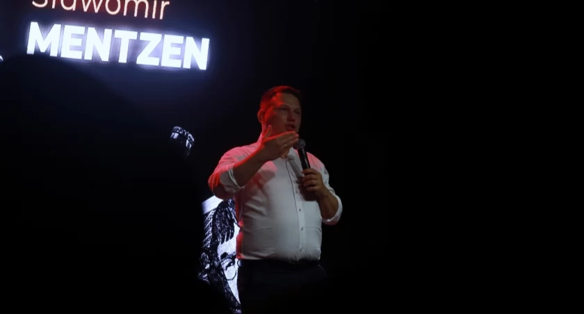 Piwo z Mentzenem we Wrocławiu. Spytaliśmy uczestników, po co przychodzą na spotkania z liderem Konfederacji