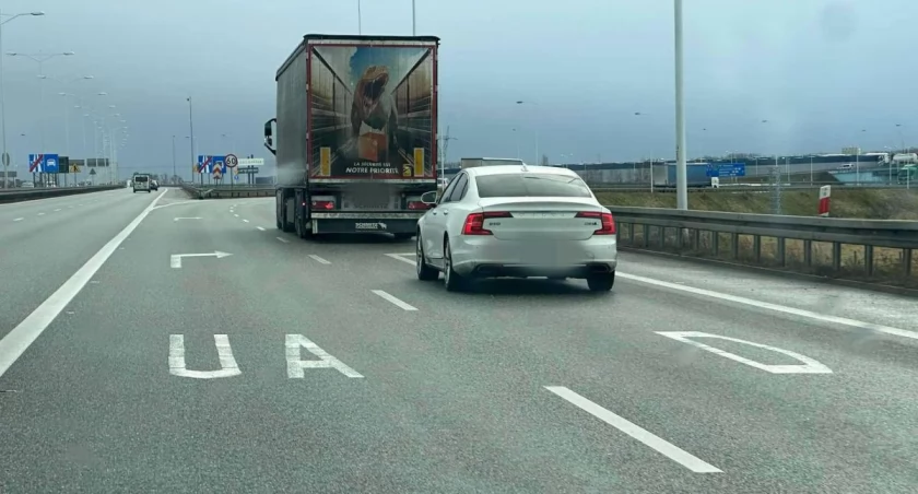 Budzący kontrowersje 
