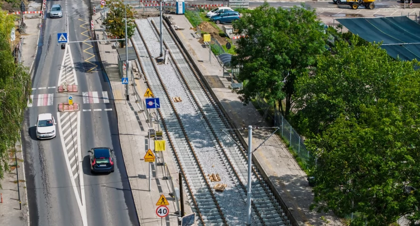 Tramwaje do Leśnicy tylko do godz. 20. Trzeba „dostroić” sieć trakcyjną