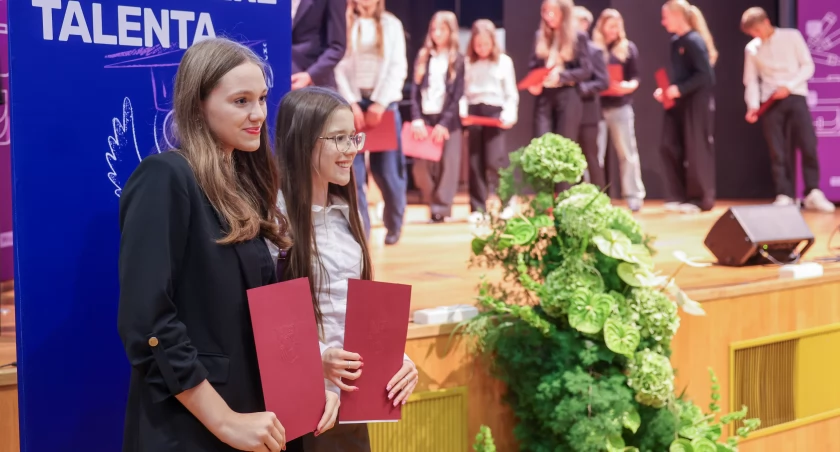 Wrocław nagradza najzdolniejszych! 378 uczniów ze stypendiami 
