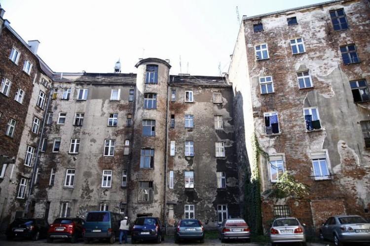 Wrocławianie mogą dostać nawet 35 tys. zł na wymianę pieca. Program już wystartował!