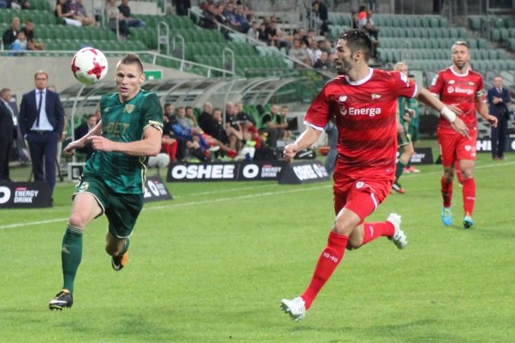Robak strzela, Śląsk szczęśliwie remisuje w Gliwicach [RELACJA]