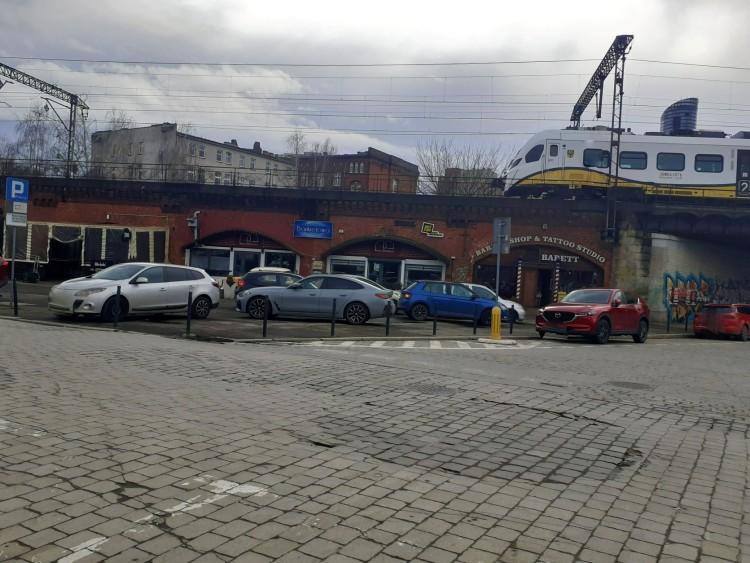 Wrocław: Koniec betonozy przy nasypie na Bogusławskiego? Będzie więcej zieleni
