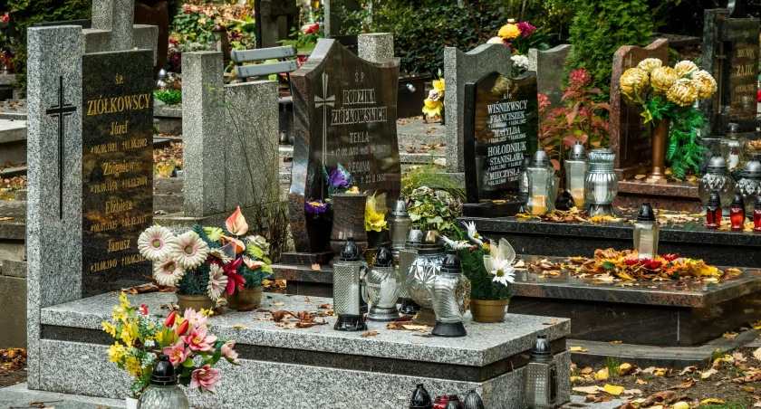 Zmarli we Wrocławiu - pogrzeby zaplanowane na 23.10.2025 – nekrologi