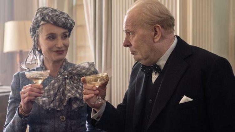 Wielki Oldman jako Churchill [RECENZJA]