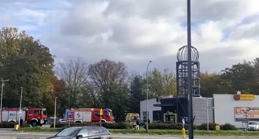 Tragedia w Biedronce. Klient zmarł w trakcie robienia zakupów 