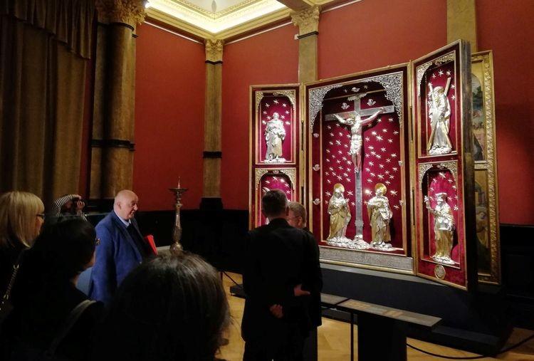 Srebrne arcydzieła z wrocławskiej katedry w Muzeum Narodowym [ZDJĘCIA]