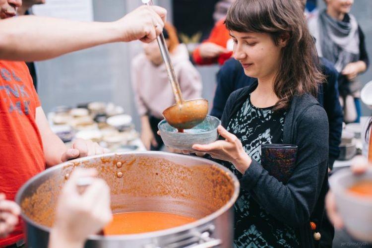 „Puste miski” podczas Festiwalu Wysokich Temperatur
