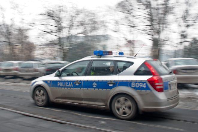 Policja zatrzymała nożownika, który napadał i kradł