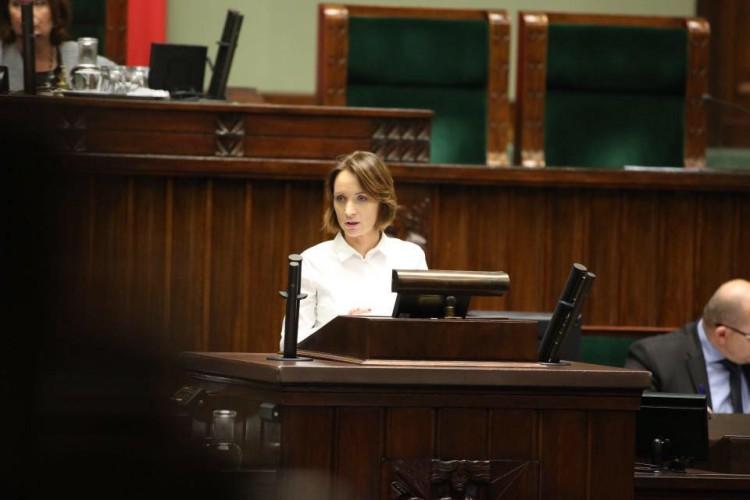 Posłanka Platformy Obywatelskiej pisze do prezydenta Wrocławia. Pyta o przetarg na tramwaje