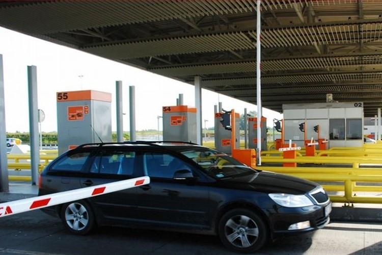 Wrocławianie wracają z wakacji. Korek na A4 ma 1,5 km